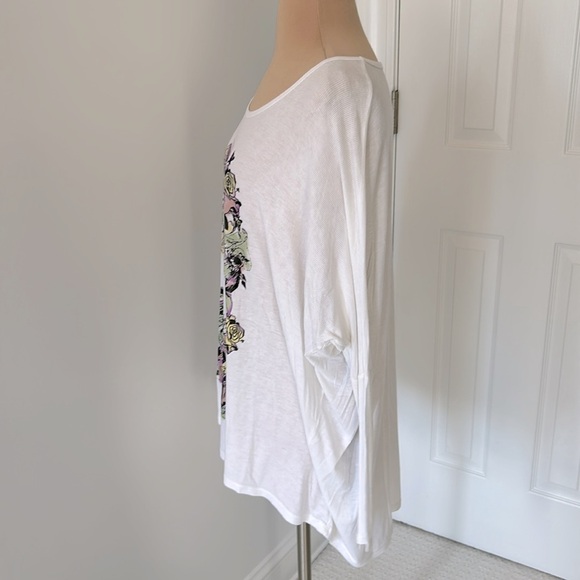 Lauren Moshi Floral Skull Ribbed White Long Sleeve Tunic - Picture 3 of 9